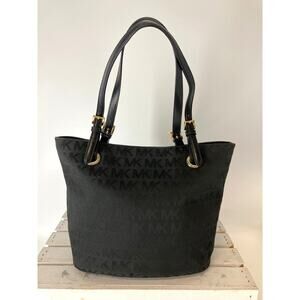 MICHAEL KORS, LARGE BLACK SIGNATURE PRINT CANVAS SHOULDER BAG